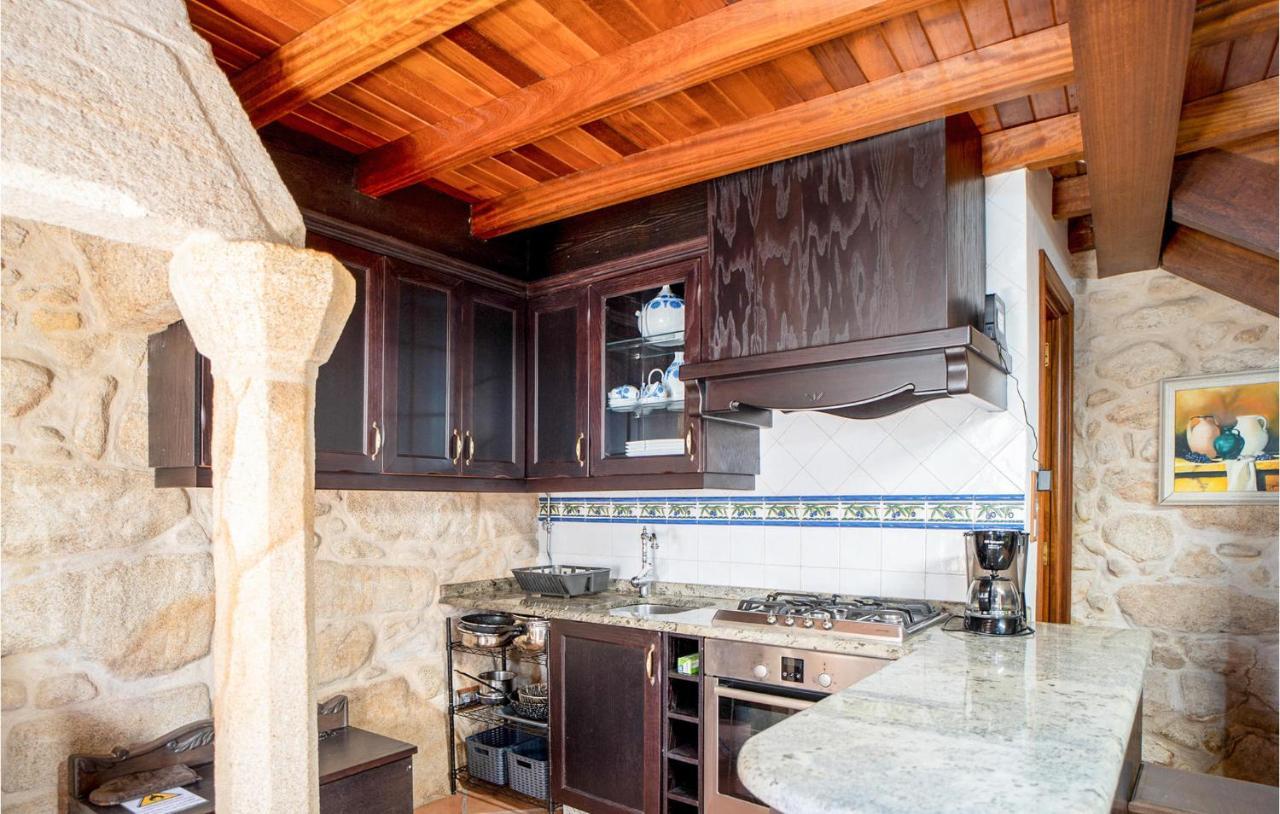 2 Bedroom Amazing Home In Muros Exterior foto